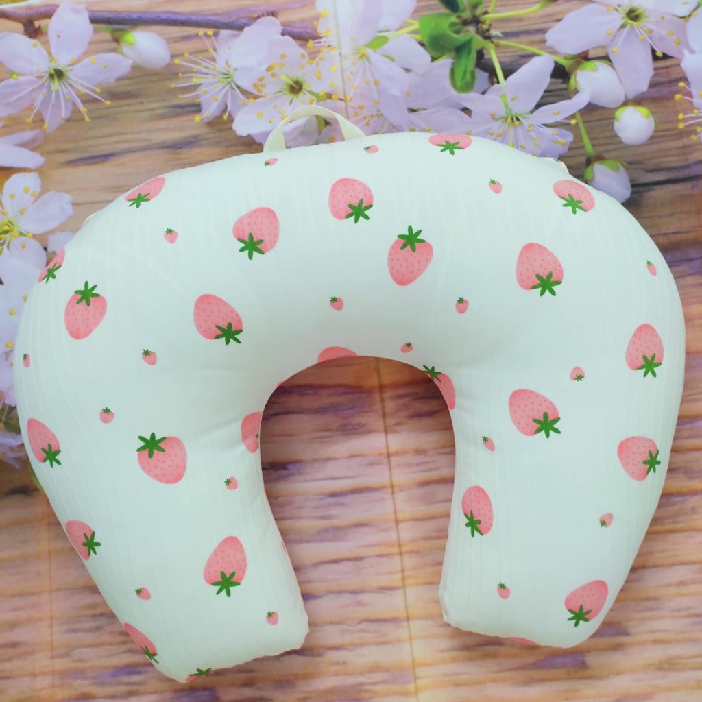 Gối chữ C cho bé bú